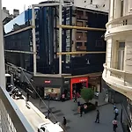 Tu Lugar En Microcentro Porteno. Dir. Viamonte 611