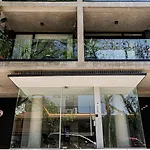 Apartamento Blanco Con Balcon