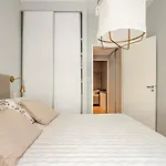 Refined Urban Oasis In Recoleta