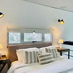 Hollywood Suites & Lofts