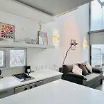 Hollywood Suites & Lofts
