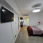 Infinit Point Apartment