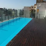 Cálido departamento en el centro de la ciudad