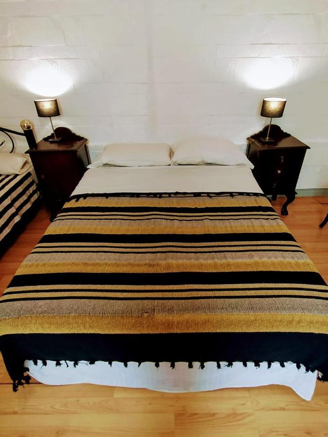 Play Soho Hostel *