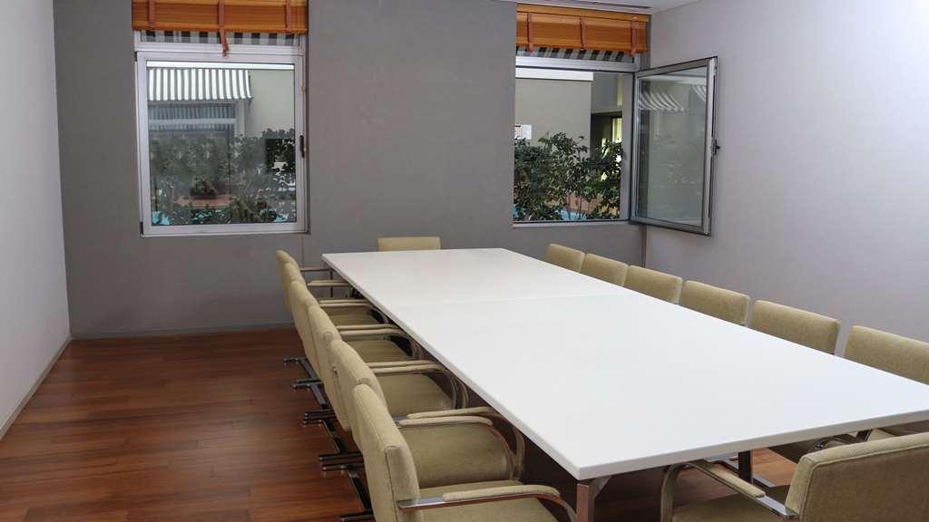 Almarena Madero Urbano Affiliated By Melia Aparthotel