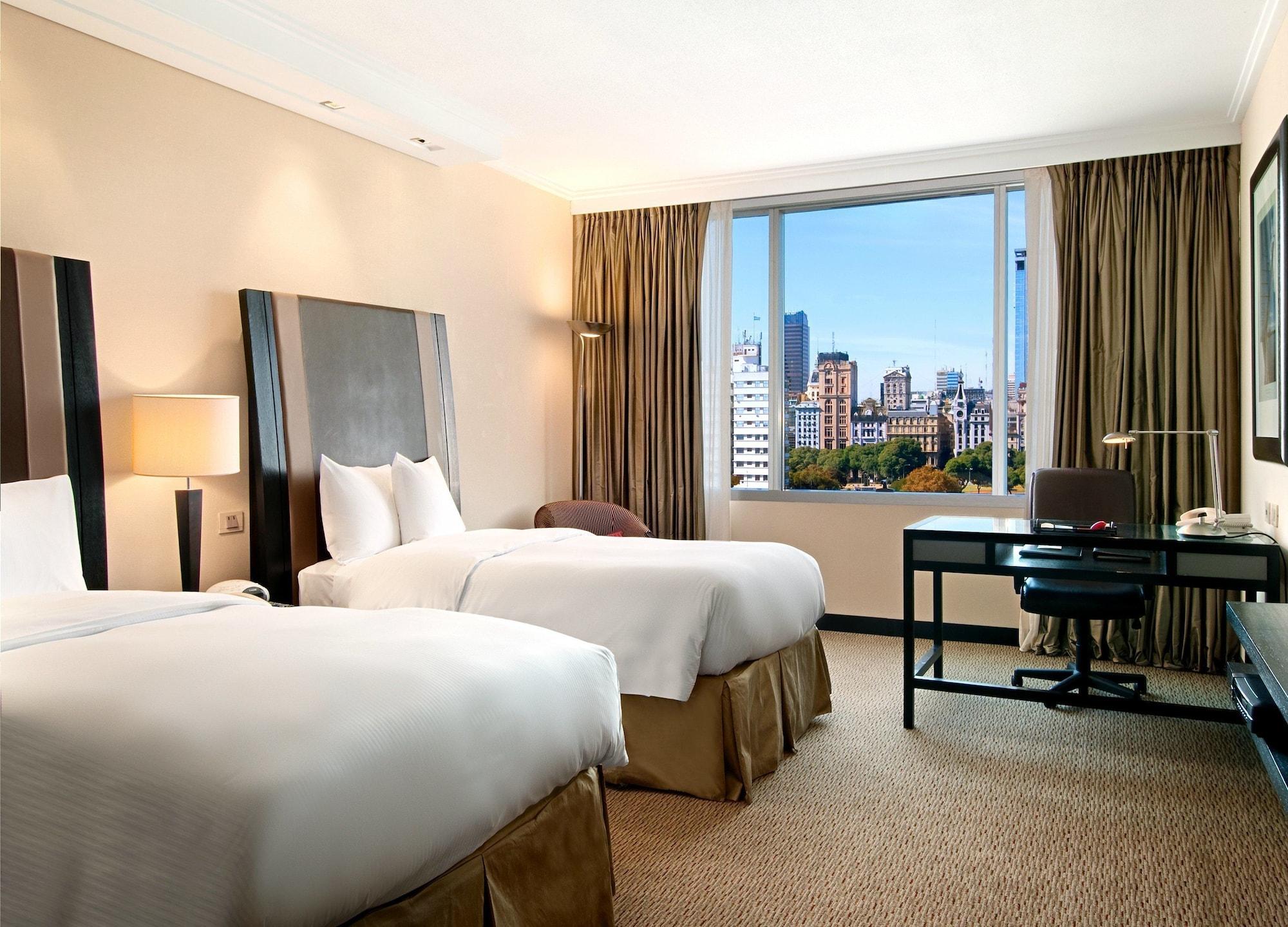 Hilton Hotel 5*