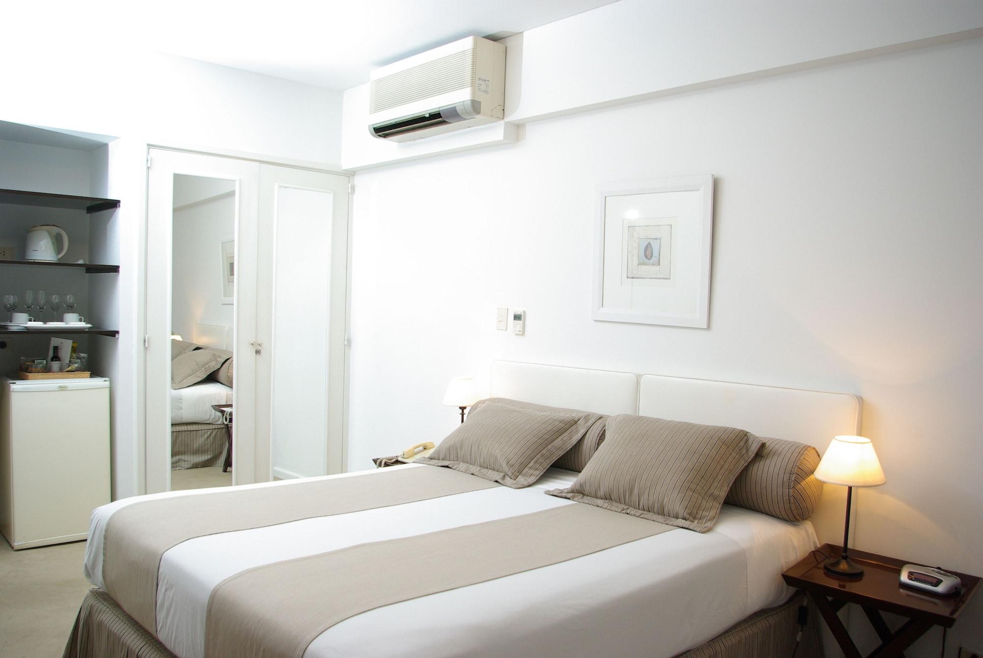 Hotel Loi Flats