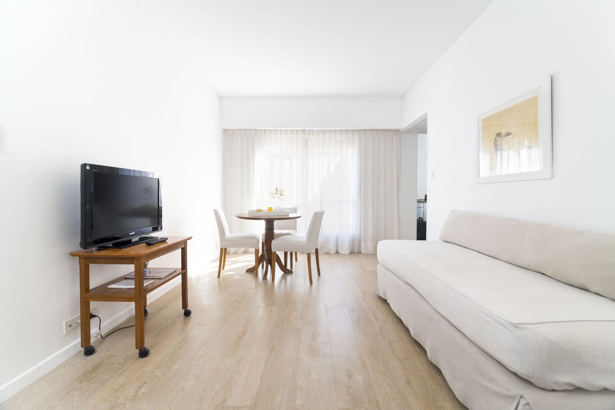 Hotel Loi Flats