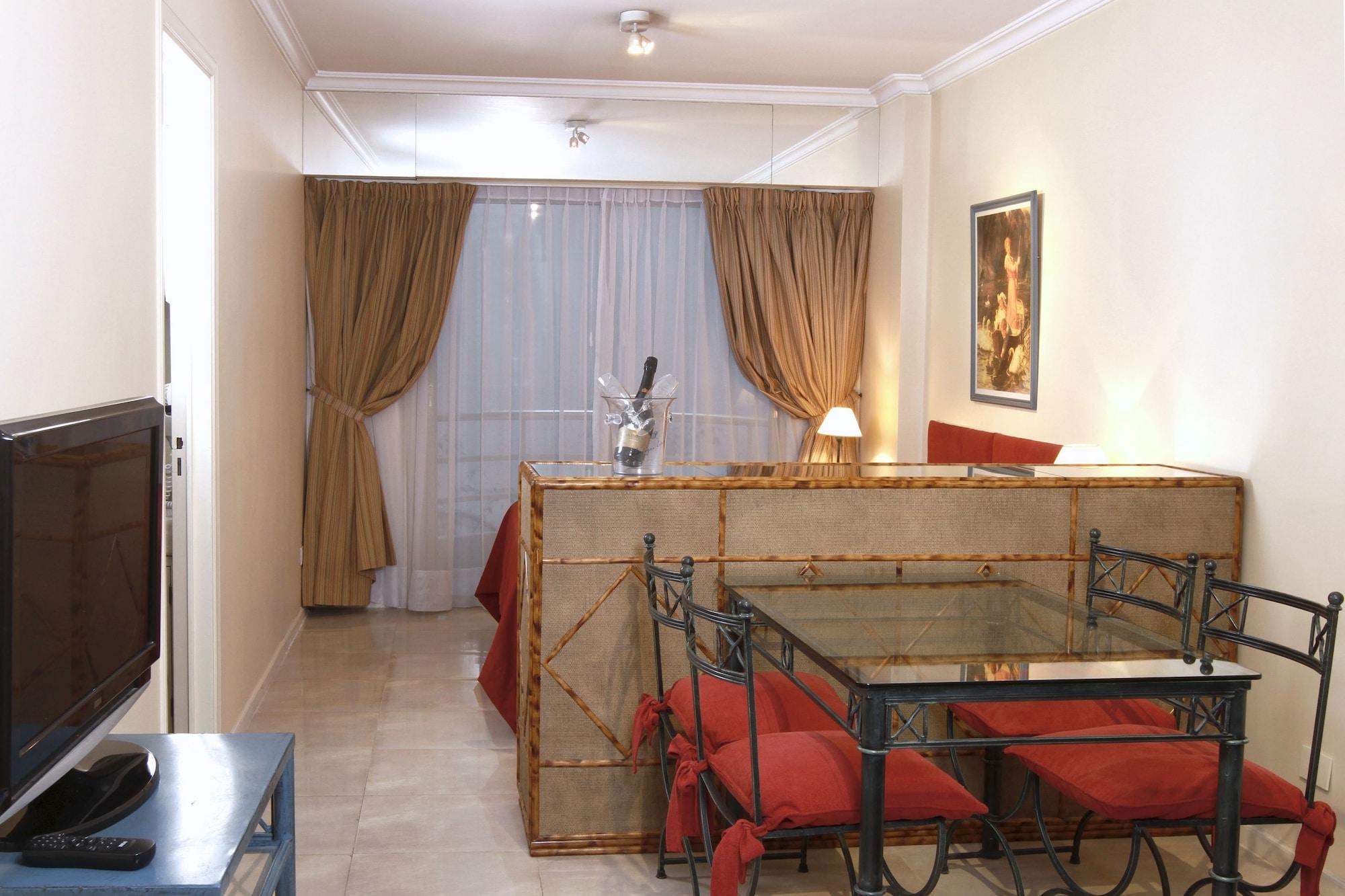 Mayla Apartment