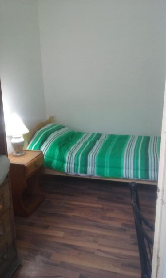 Habitac Indiv Casa De Familia, Flores Buenos Aires