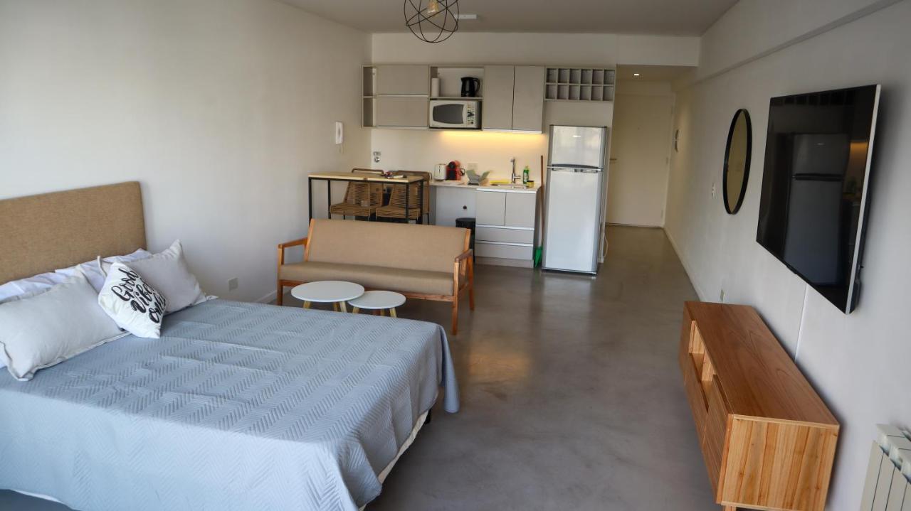 Lugar Ideal Con Pileta , Mucha Vida Alrededor Apartment Buenos Aires