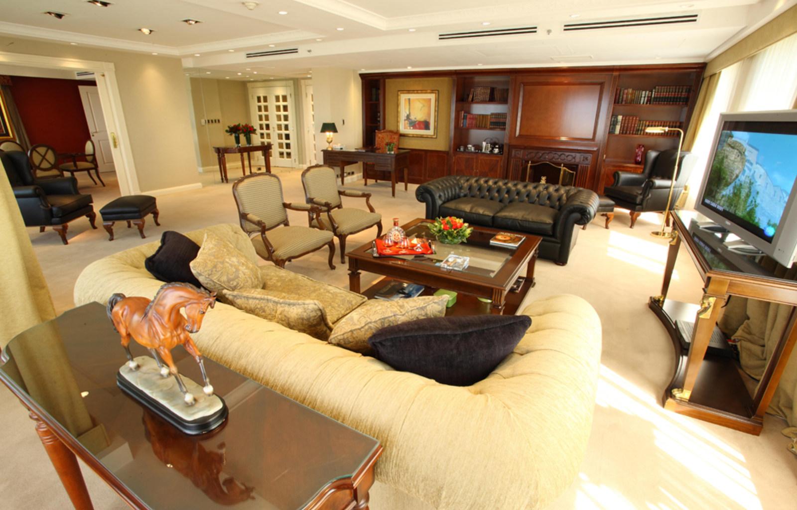 Emperador Hotel 5*