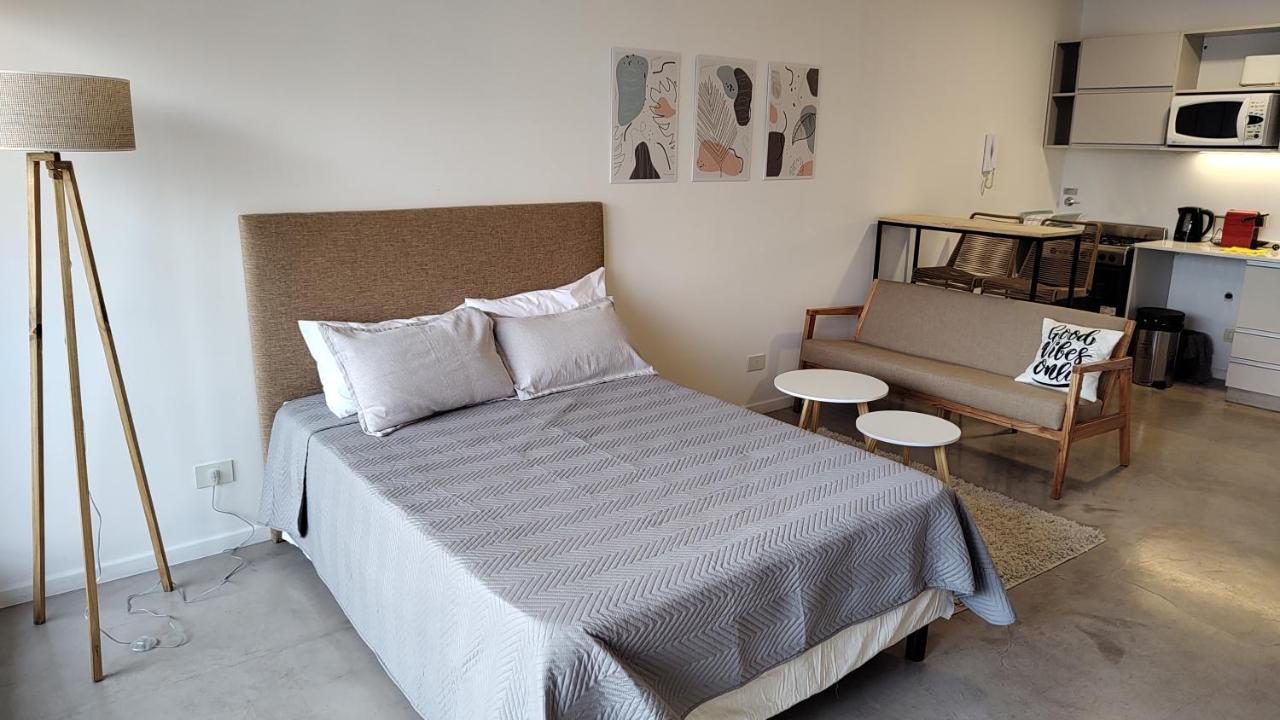Lugar Ideal Con Pileta , Mucha Vida Alrededor Apartment *
