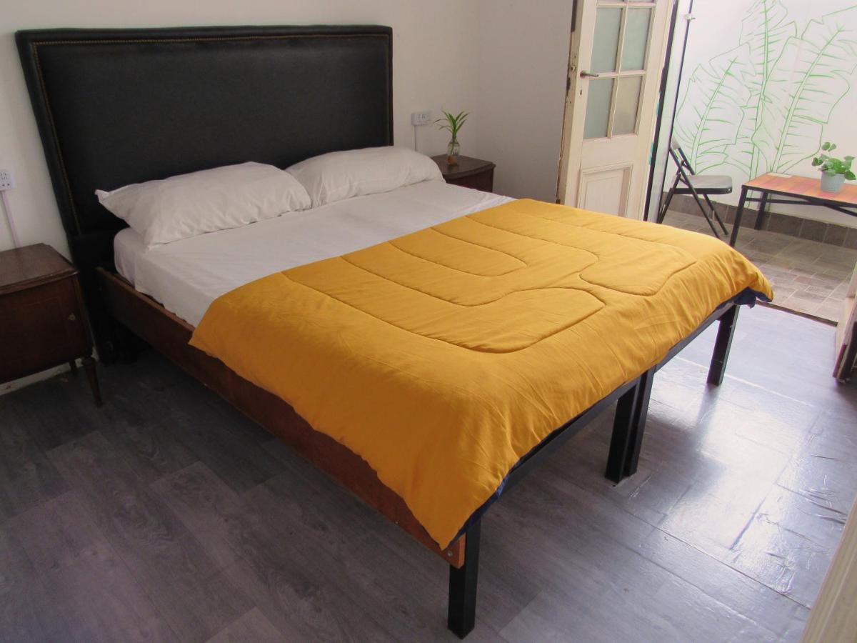 Ideal Center Hostel *