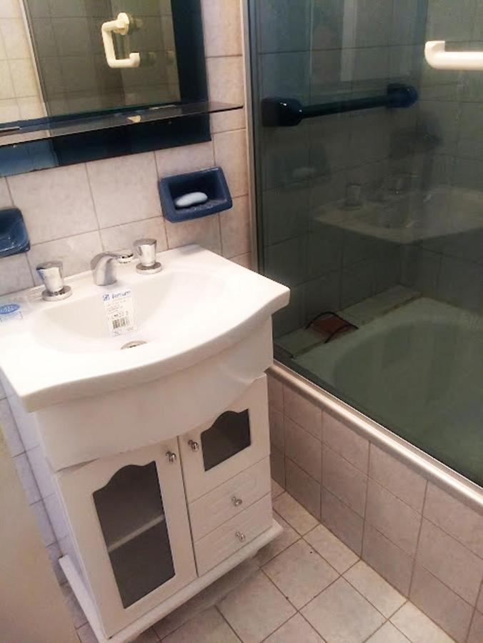 4 Huespedes A 1 Cuadra De Parque Centenerario. Zona Hospitales Apartment