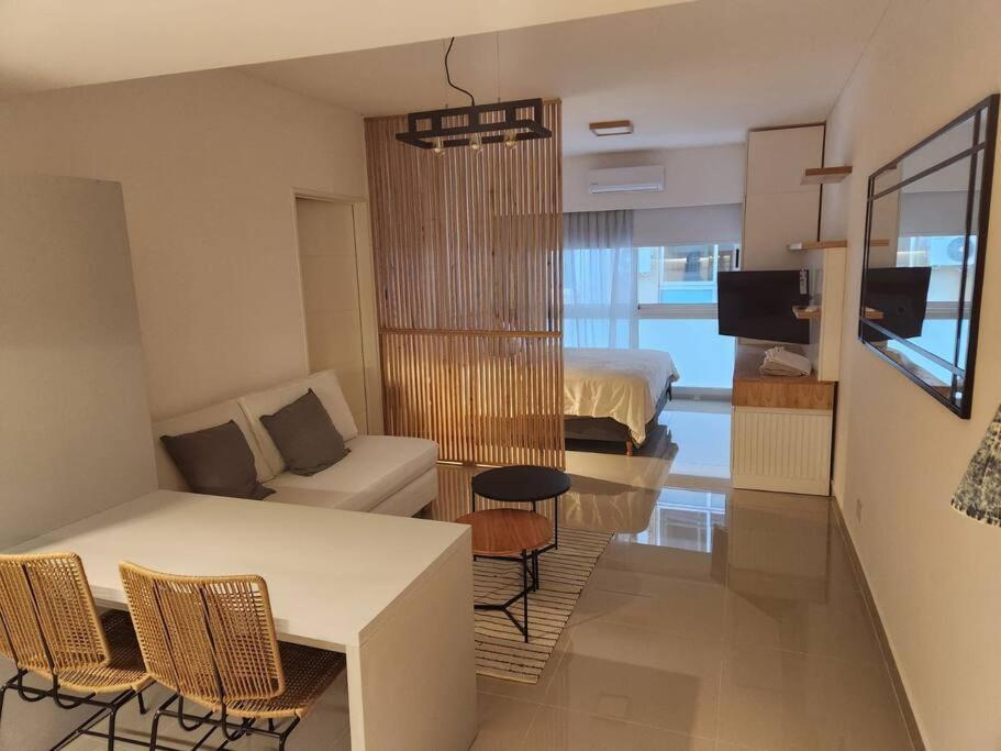 Apartment Beautiful In Paseo De La Cisterna