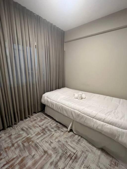 Lovely Ba City 6 Pax 3 Bedr 2 Bath With Balcony View Just Renewed Apartment