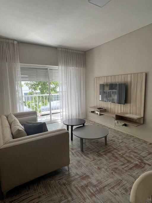 Apartment Lovely Ba City 6 Pax 3 Bedr 2 Bath With Balcony View Just Renewed