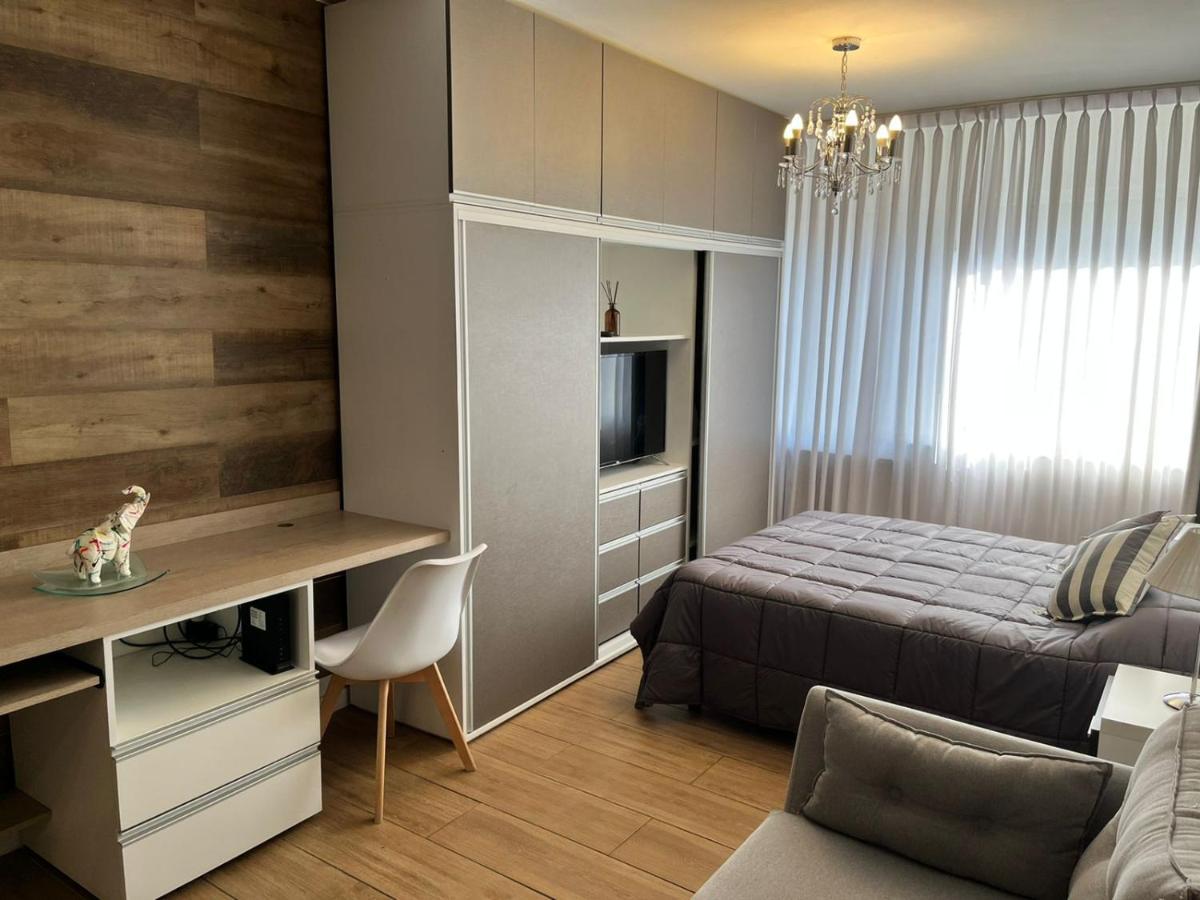 Apart. Av. Corrientes Apartment