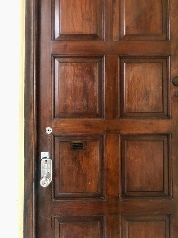Apartment Bohemian & Cozy Super Close To Tourist Area! *