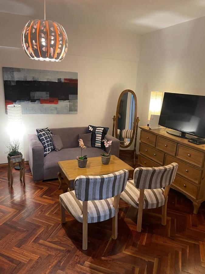 Apartment Apartamento Semipiso En La Mejor Zona De Belgrano Todo Al Frente Con Parking Privado Y A Metros Del Subway 2 Parrrilla Solarium Cocina Amplia Lavadero Y Mobiliario Todo A Nuevo Buenos Aires