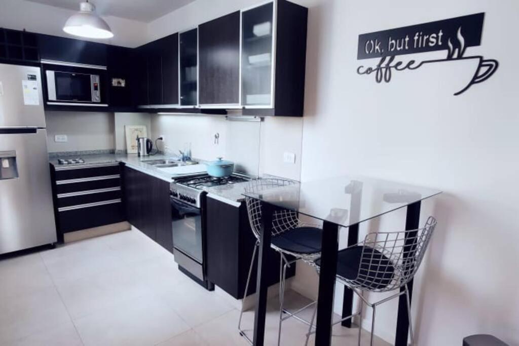 Lujoso Departamento En Pleno Urquiza- Colodrero Apartment *
