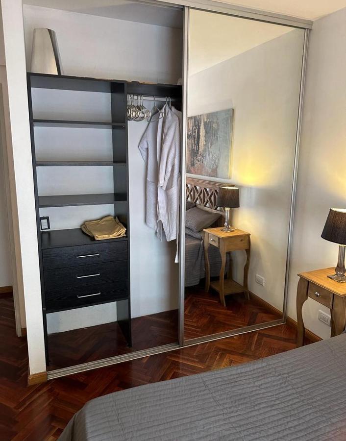 Apartment Apartamento Semipiso En La Mejor Zona De Belgrano Todo Al Frente Con Parking Privado Y A Metros Del Subway 2 Parrrilla Solarium Cocina Amplia Lavadero Y Mobiliario Todo A Nuevo *