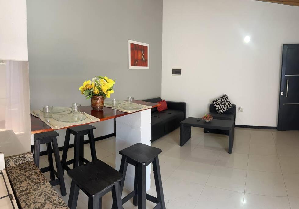 Asombroso Departamento En Caba Con Patio Apartment Buenos Aires