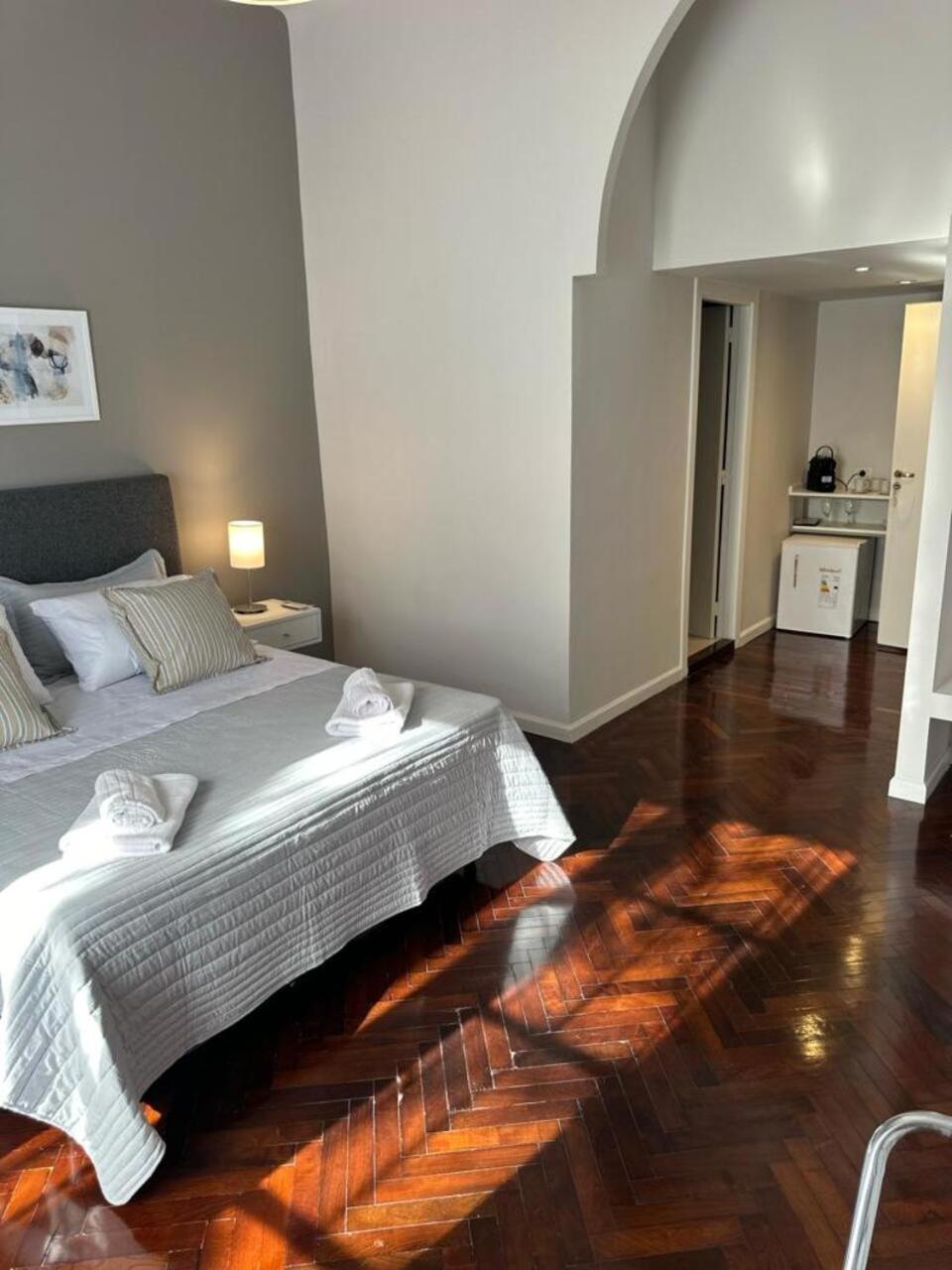 Del900 Apartamentos.