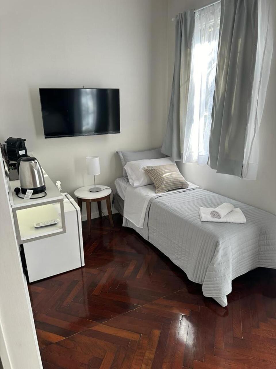 Del900 Apartamentos. *