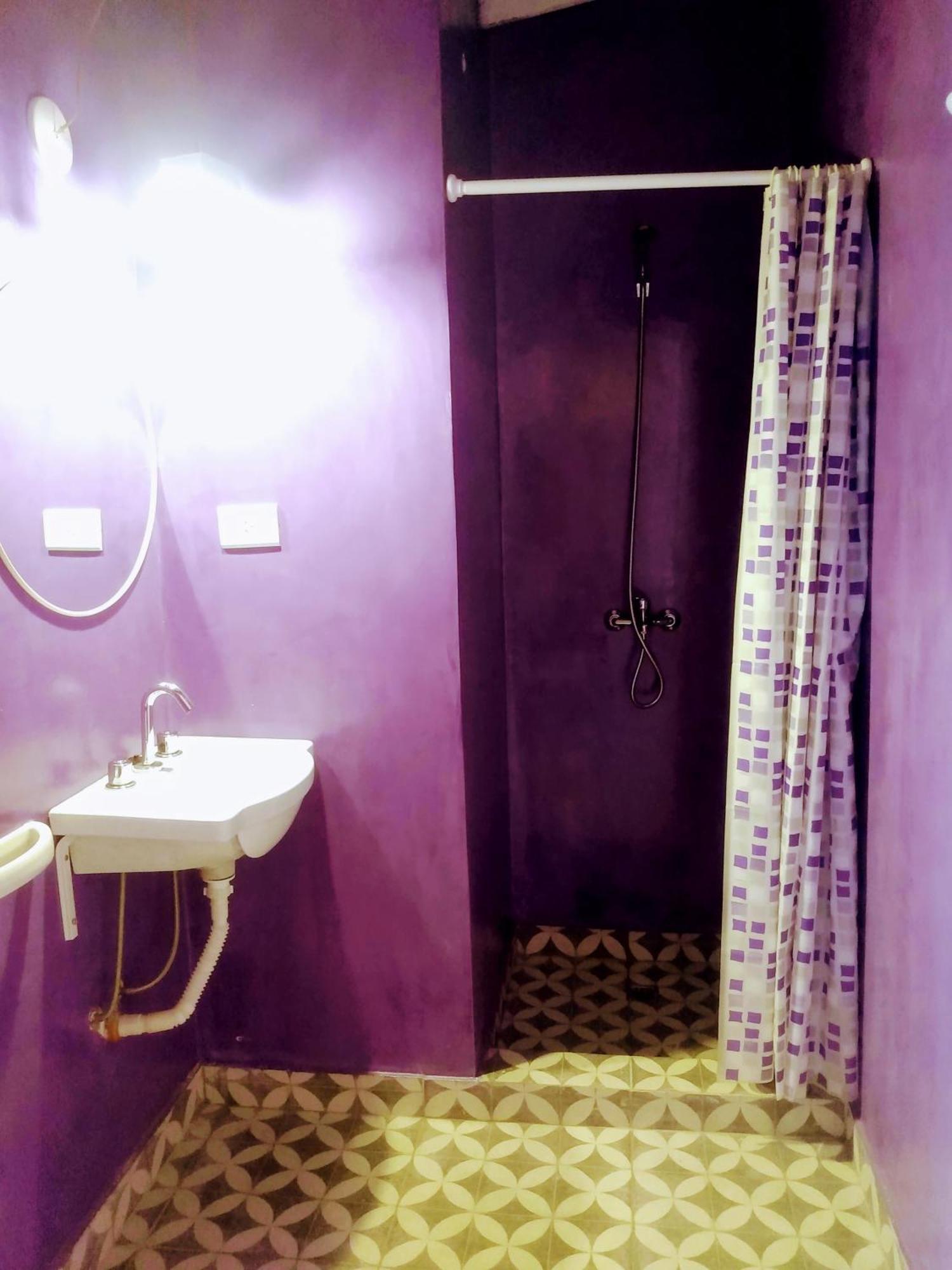 Casa Reina Crespo *