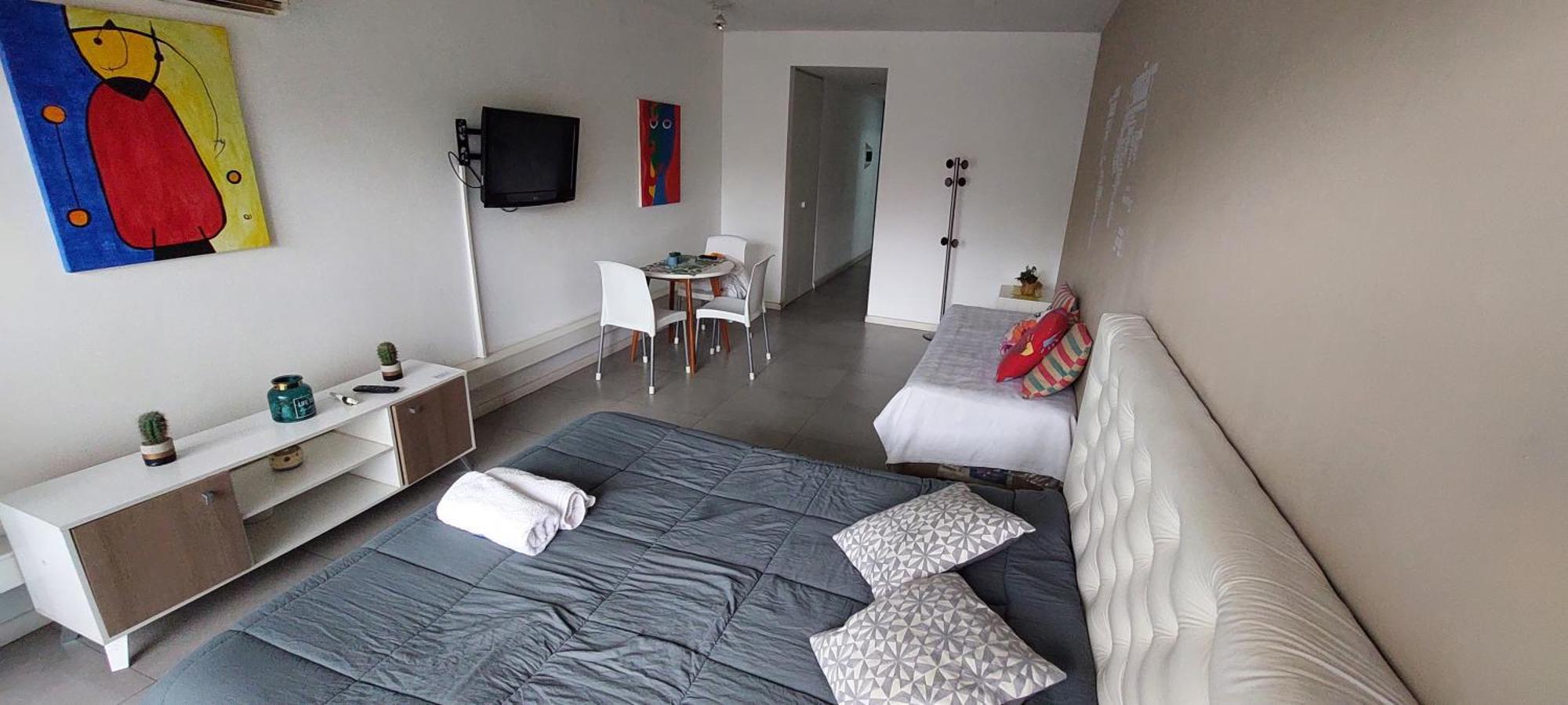 Soy Carlos, Te Espero En Palermo Apartment *