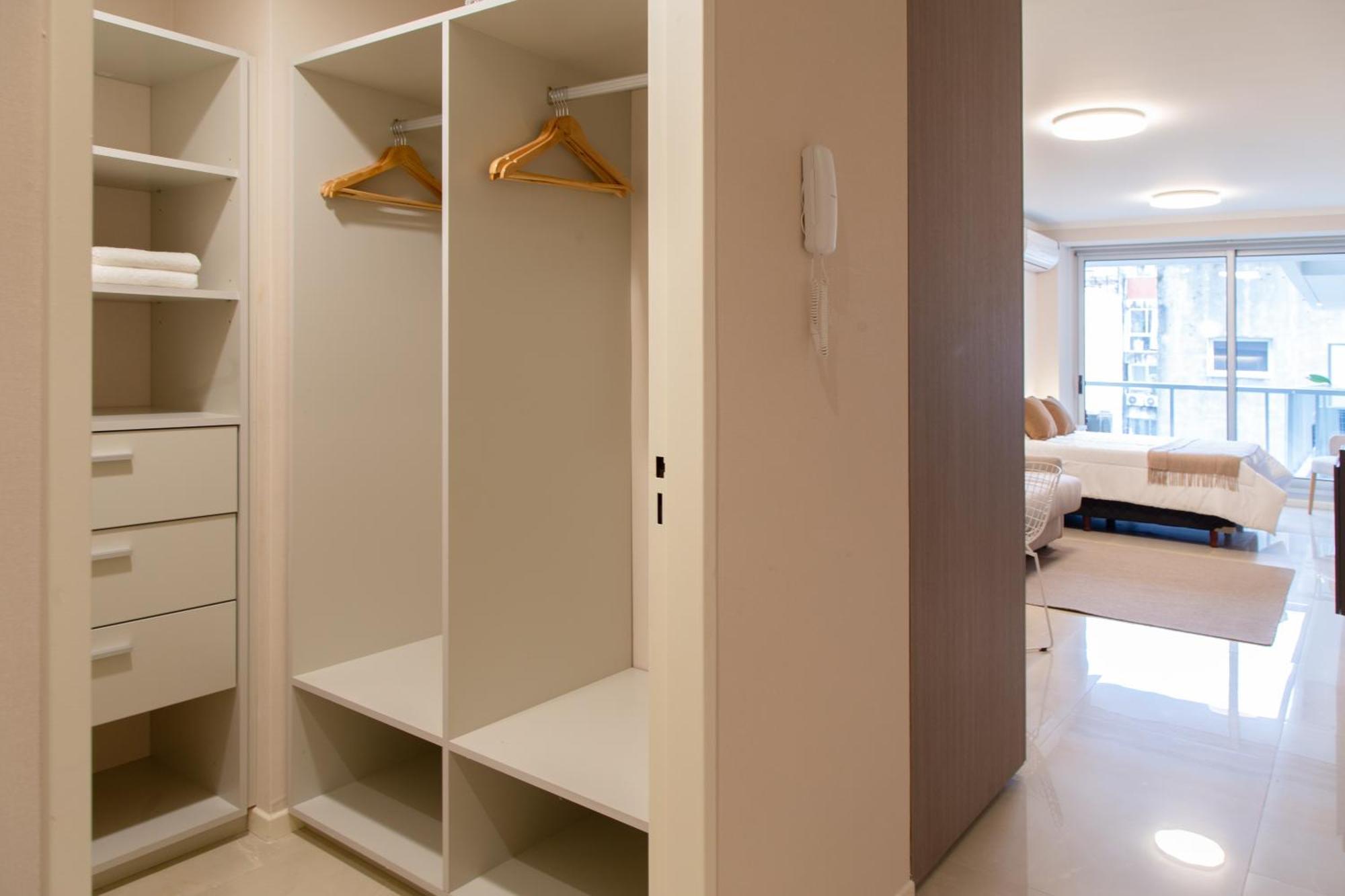 Deco Armani Stunning Apartment *