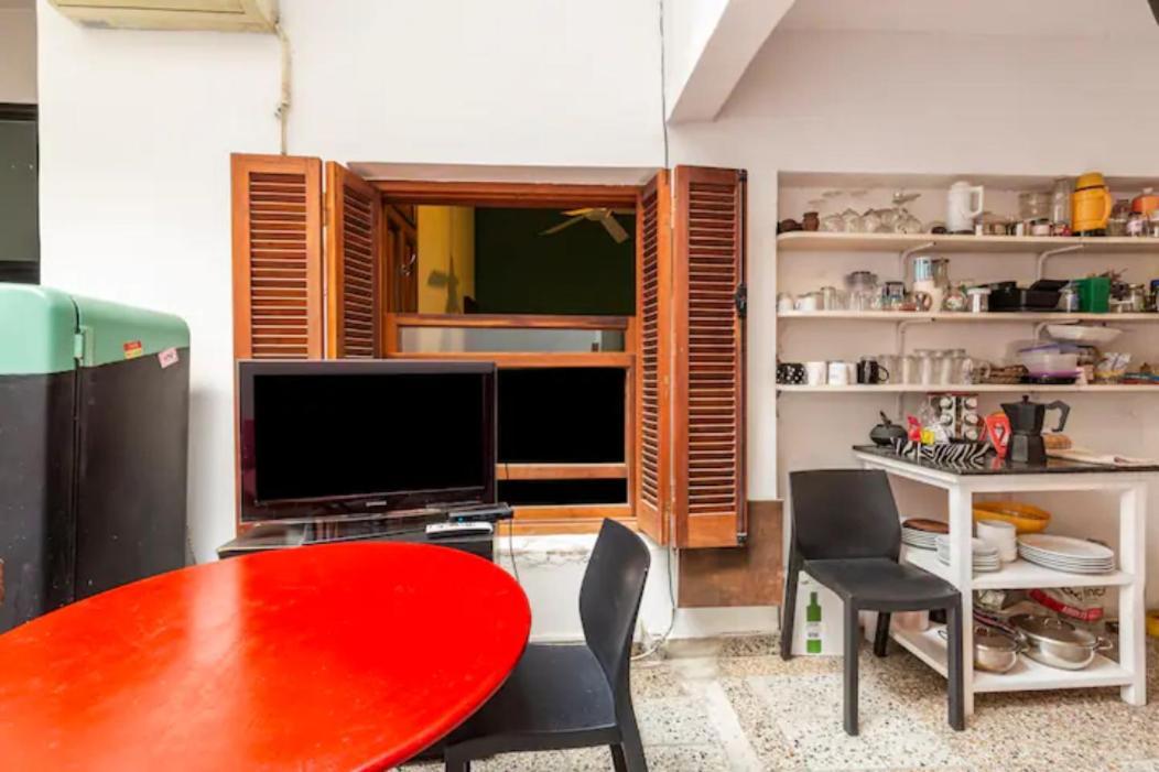 Casa Compartida Con Patio Y Sol Buenos Aires