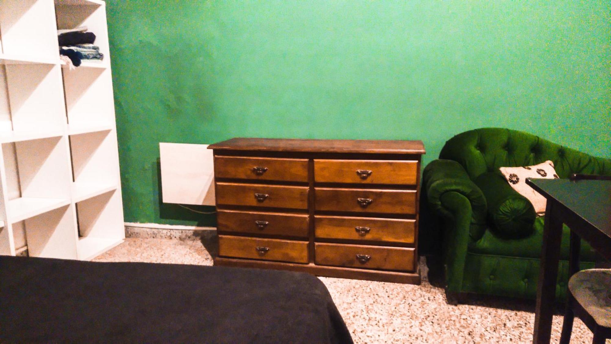 Homestay Casa Compartida Con Patio Y Sol *