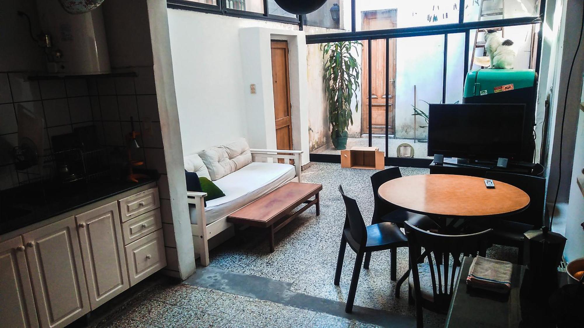 Homestay Casa Compartida Con Patio Y Sol Buenos Aires