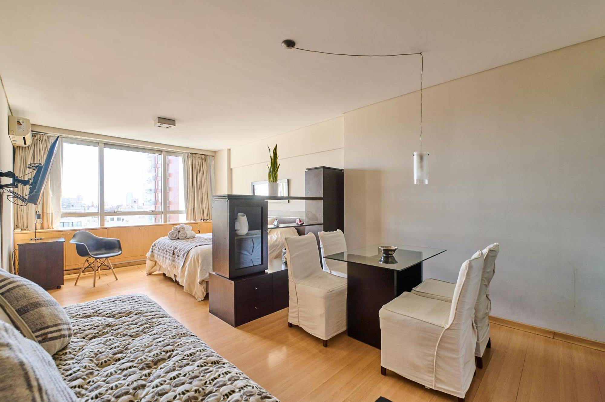 Recoleta: Elegance, Pool And Prime Location * Ciudad Autónoma de Buenos Aires