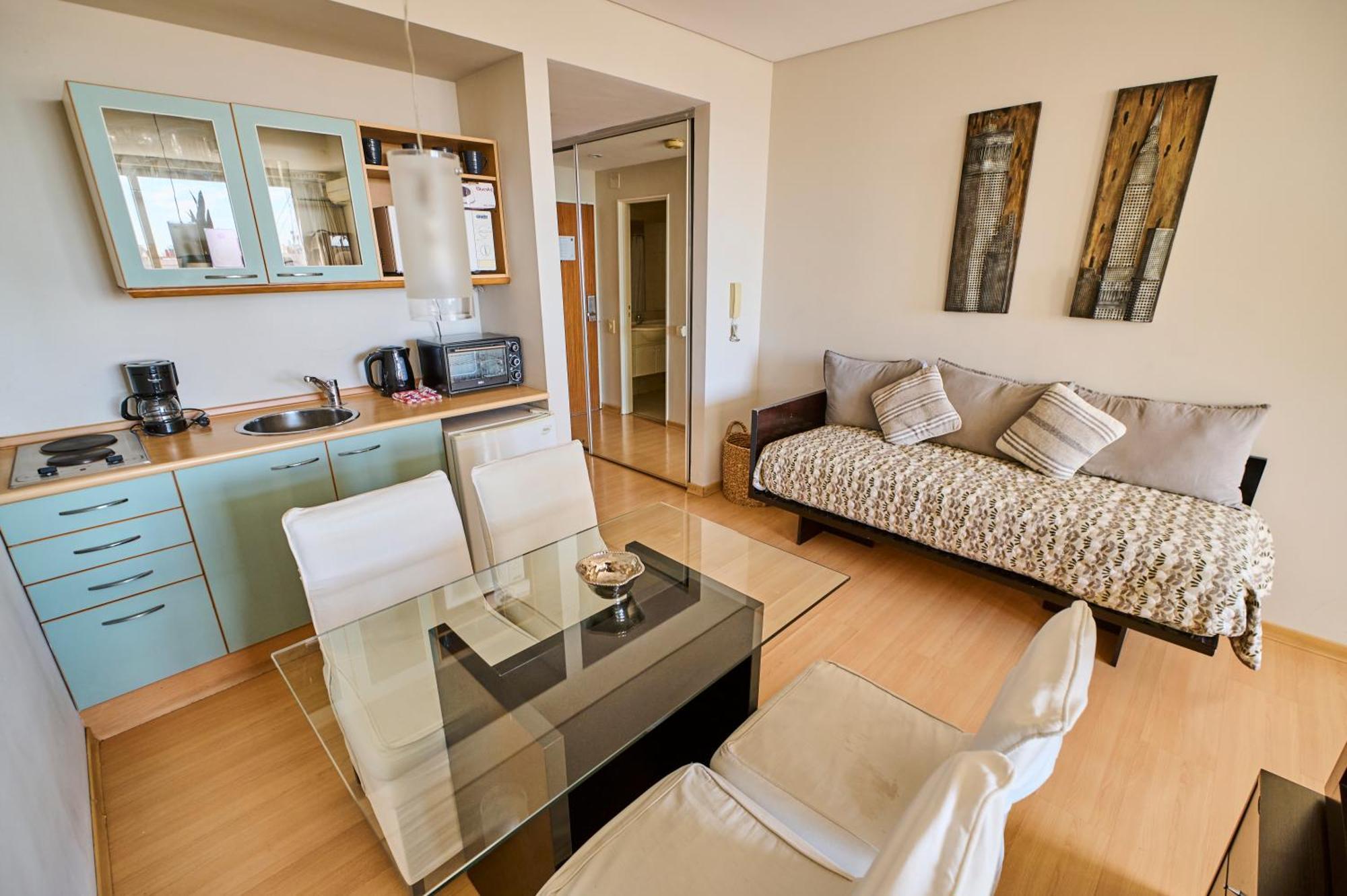 Recoleta: Elegance, Pool And Prime Location
