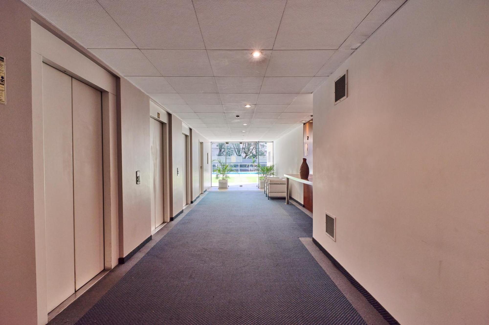 Recoleta: Elegance, Pool And Prime Location * Ciudad Autónoma de Buenos Aires