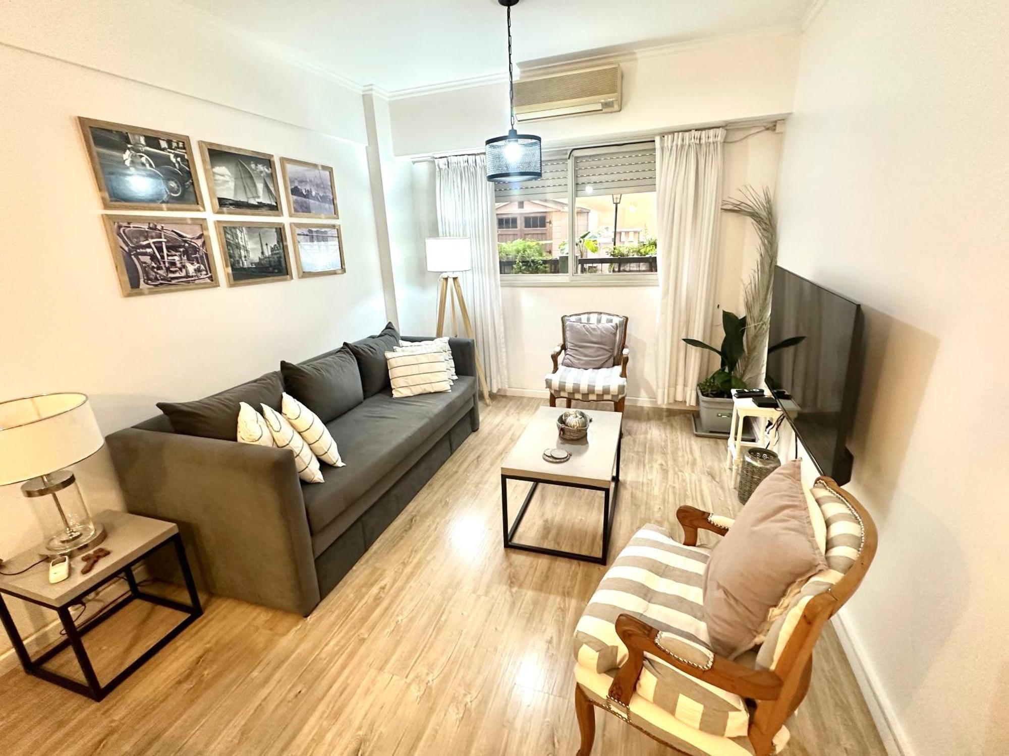 Plaza Vicente Lopez Apartment