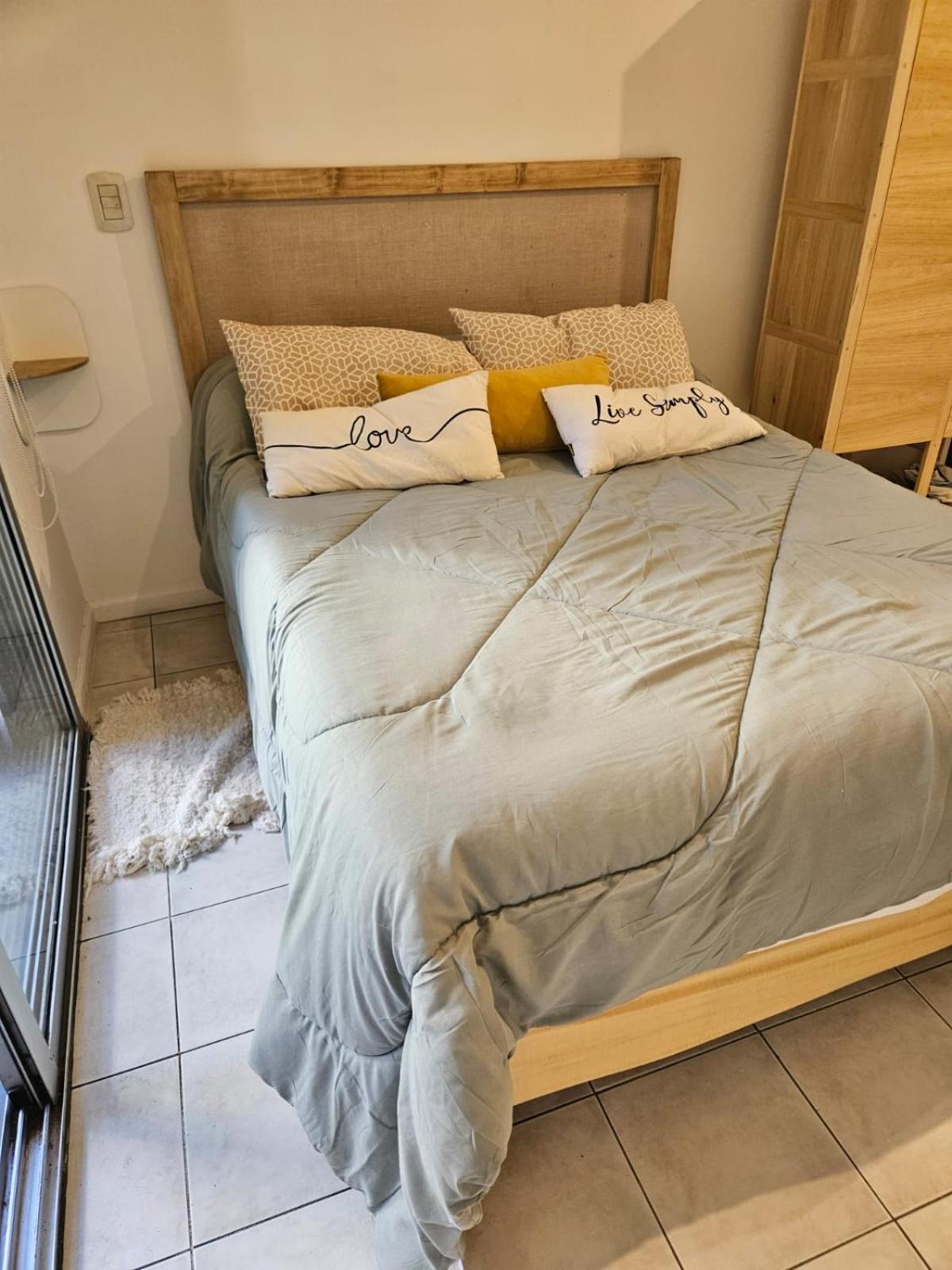 Movistar Arena - Departamento Moderno, Comodo, Luminoso - Hasta 3 Huespedes - Crespo Apartment *