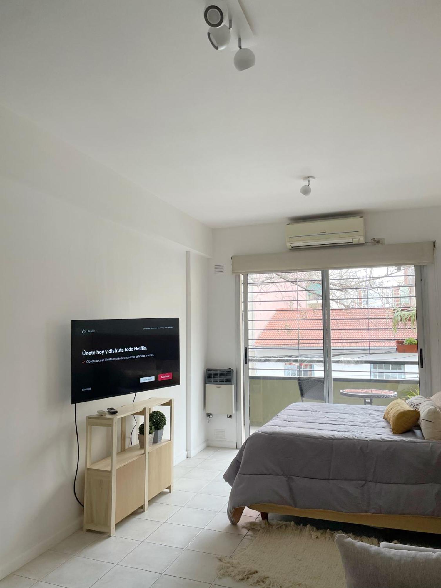 Movistar Arena - Departamento Moderno, Comodo, Luminoso - Hasta 3 Huespedes - Crespo Apartment Buenos Aires