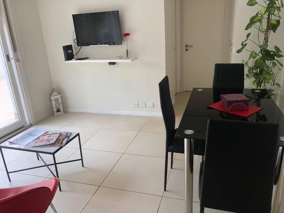 Apartamento Inmejorable Ubicacion!!!, Peatonal Florida Frente A Galerias Pacifico Y Pza San Martin