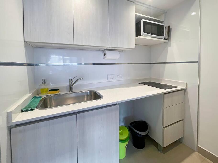 Estudio San Telmo Con Piscina Y Balcon- Paseo De La Cisterna- Uf 201 Apartment *