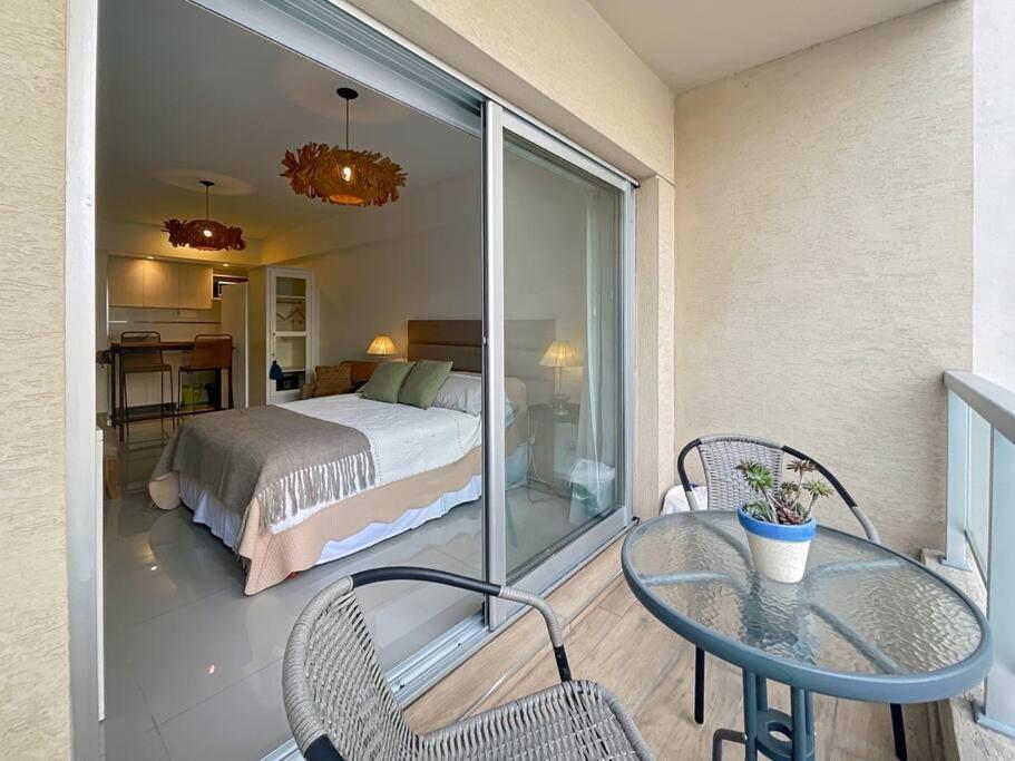 Apartment Estudio San Telmo Con Piscina Y Balcon- Paseo De La Cisterna- Uf 201 Buenos Aires
