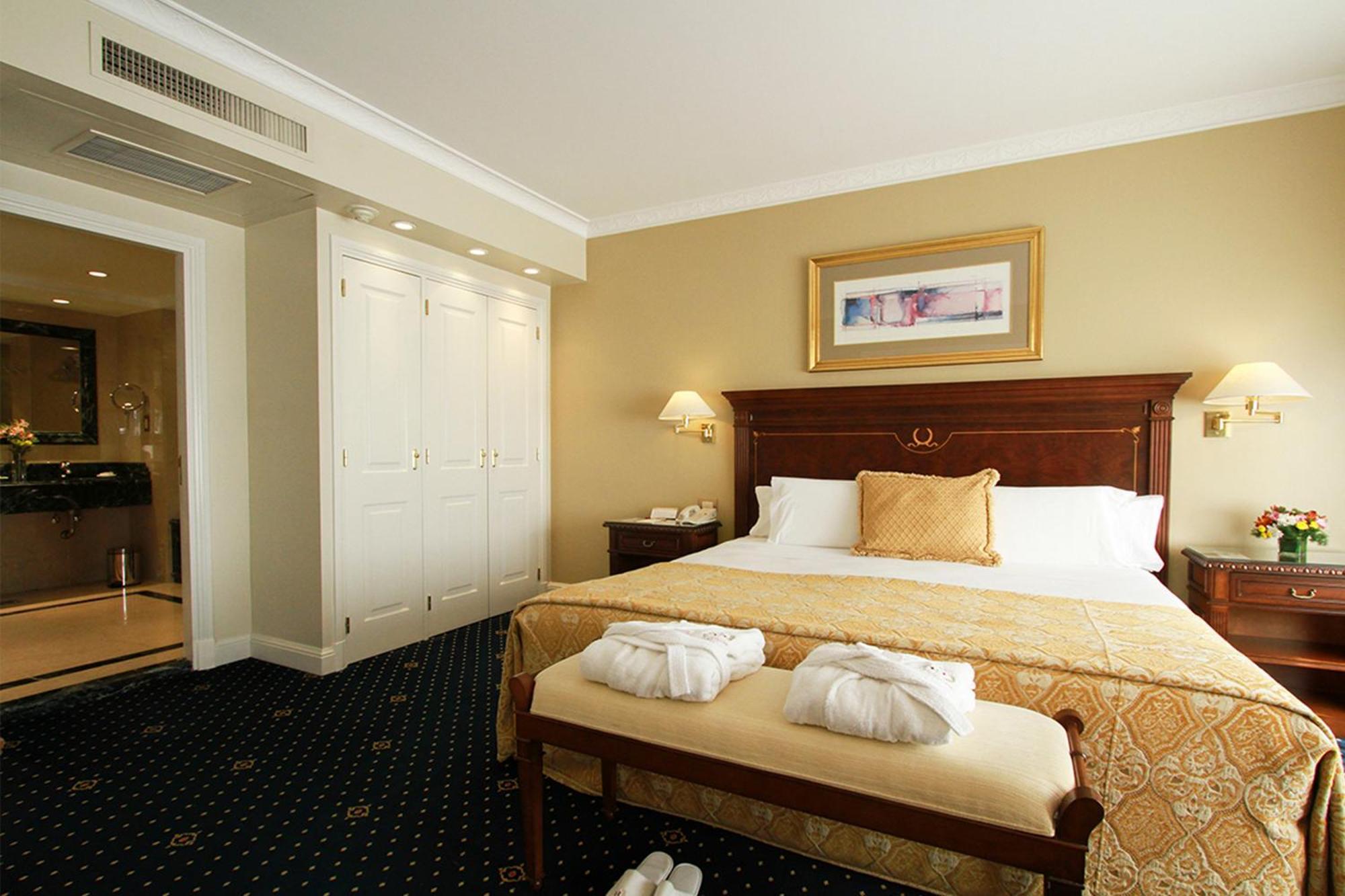 Hotel Emperador