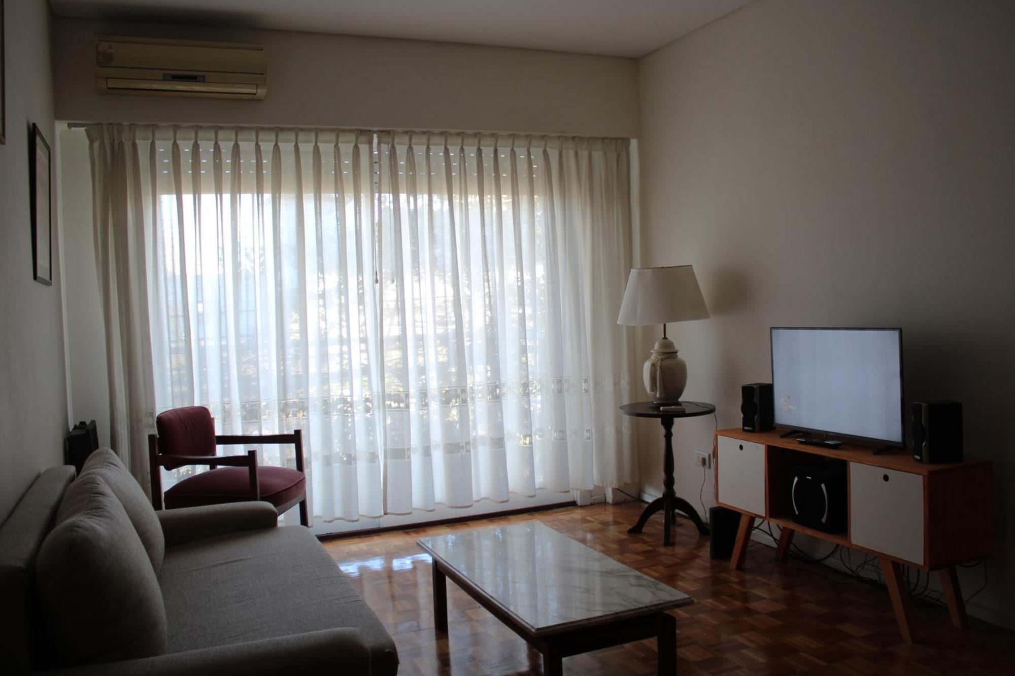 En Departamento Compartido - Crespo Privatunterkunft *