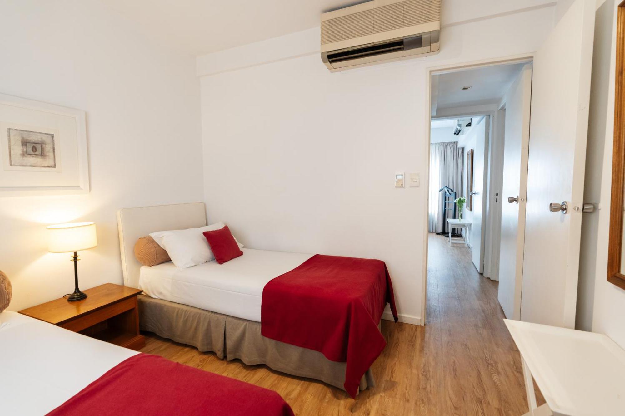 Loi Flats Hotel