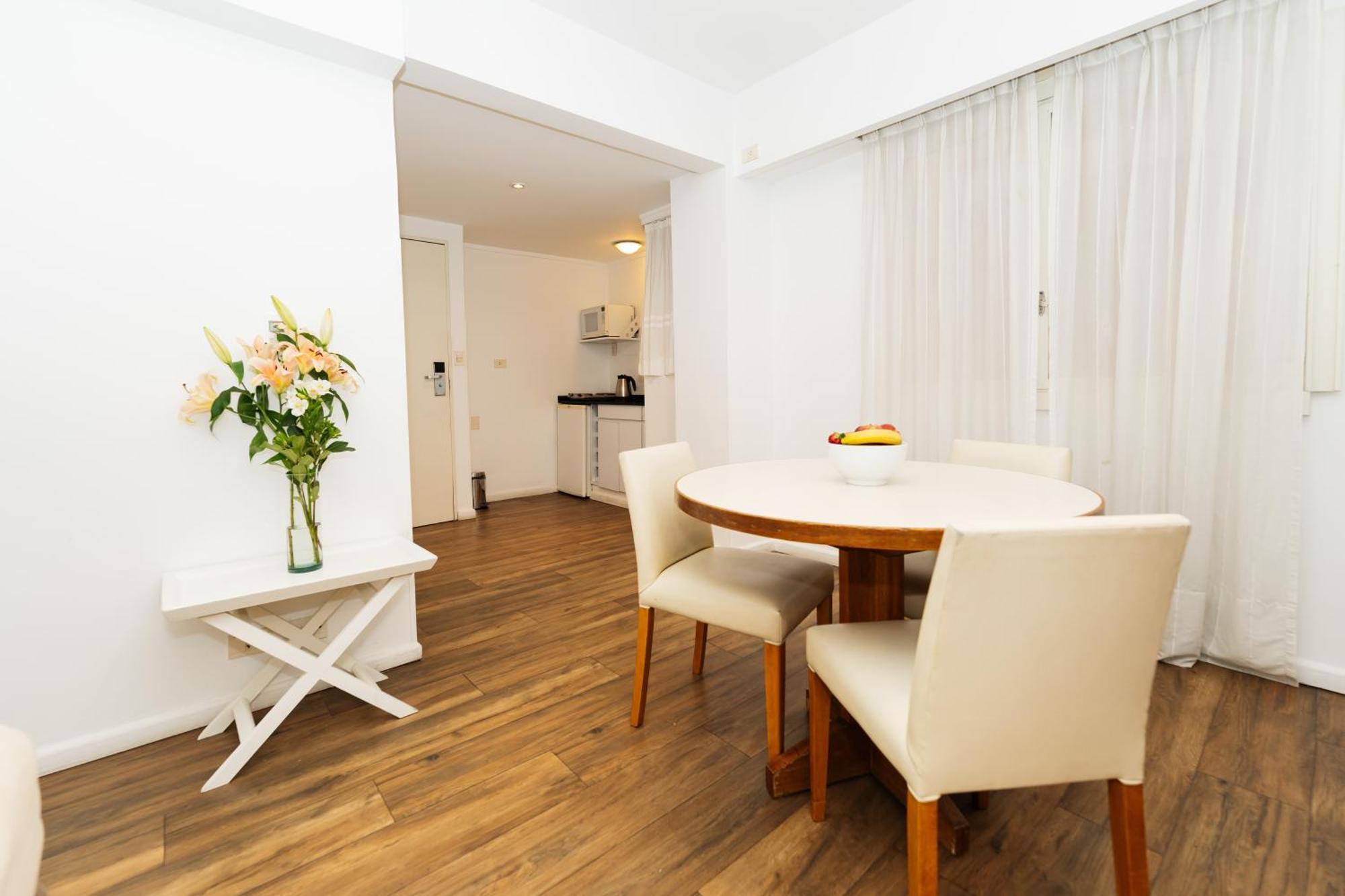 Hotel Loi Flats