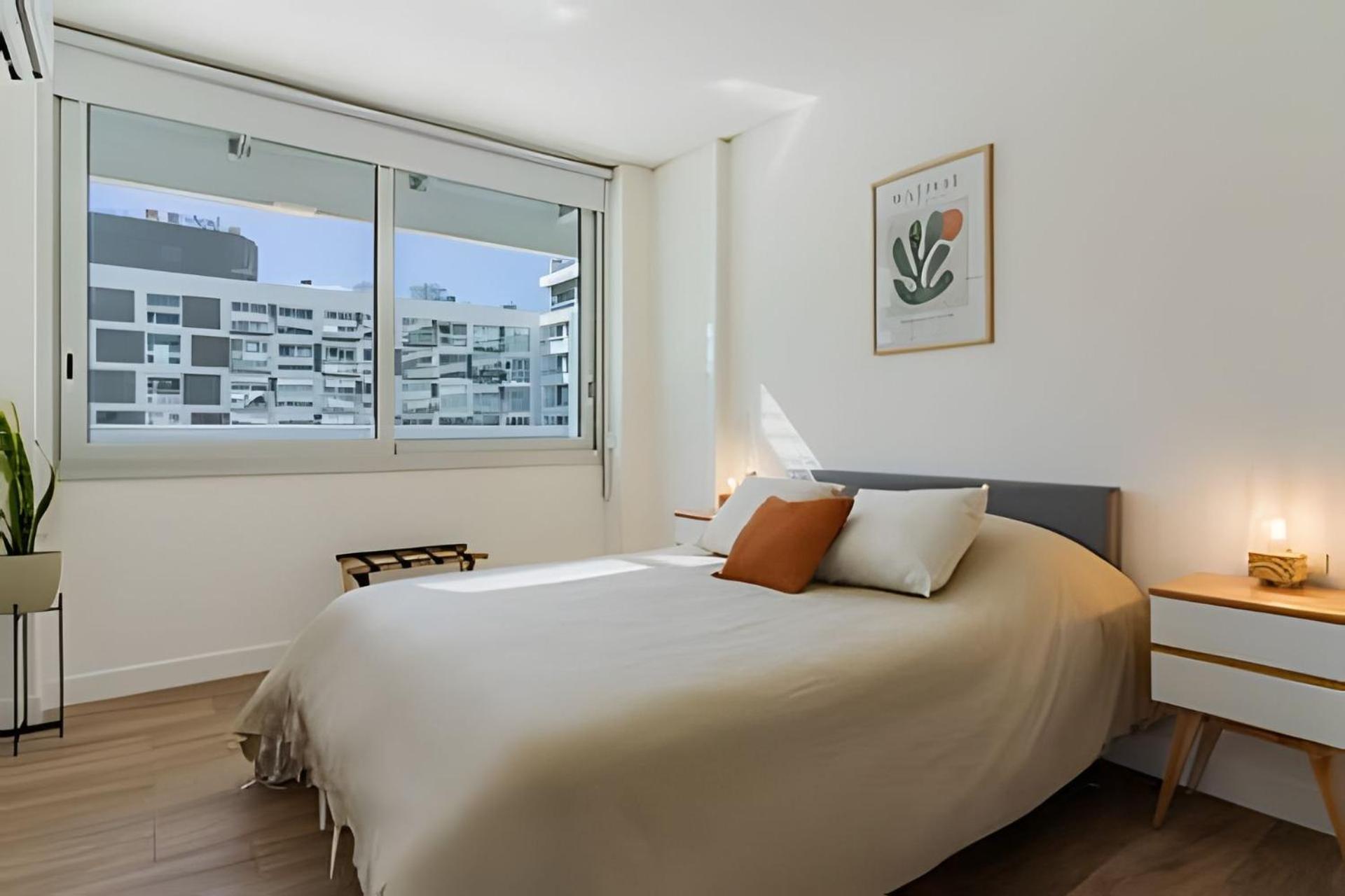 Stunning 1br W/ Pool, Gym, & Sauna *